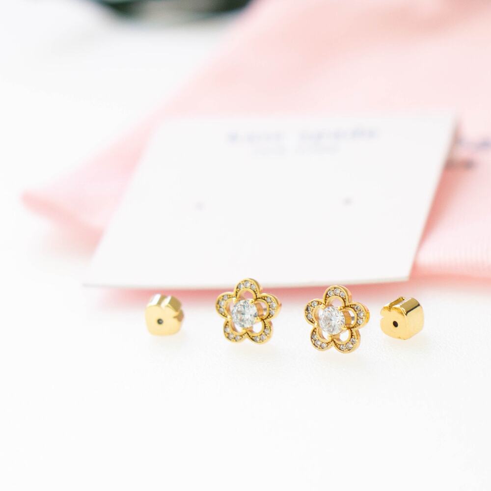 Kate Spade Jeweled Stencil Scallops Studs Crystal Flower Earrings Gold - Picture 3 of 4